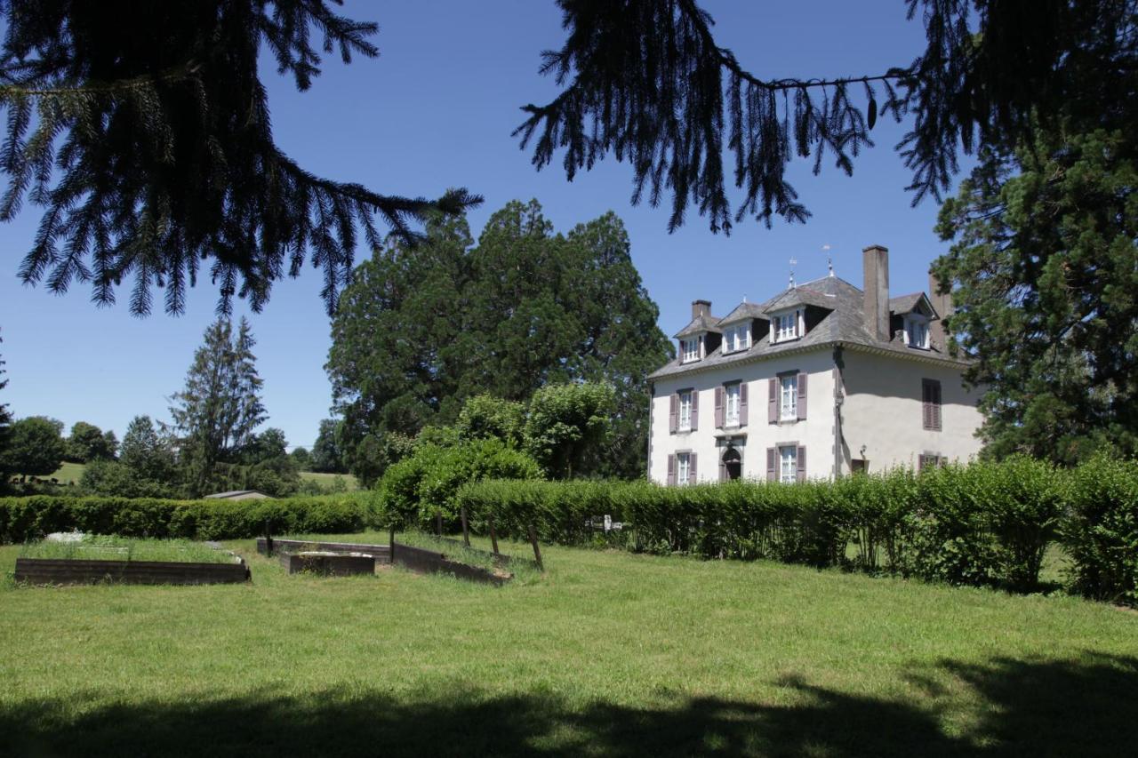Hostellerie La Bruyere Chalvignac Exterior photo